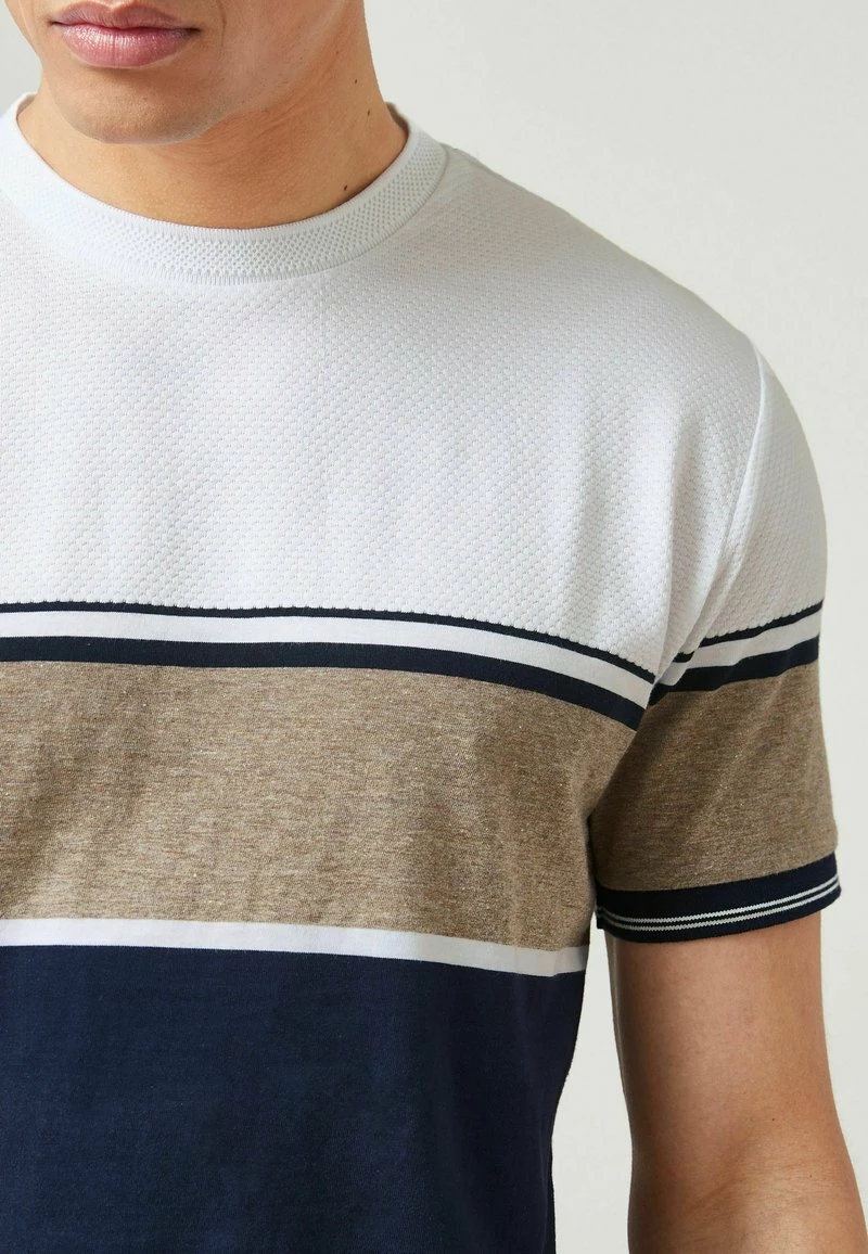 Next Herren BLOCKED - T-Shirt Print - Ecru White Navy Blue Textured – Bild 3