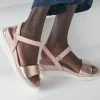 Next Damen MOTION FLEX SPORTY - Keilsandalette - Nude