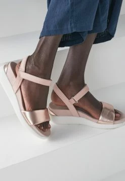 Next Damen MOTION FLEX SPORTY - Keilsandalette - Nude