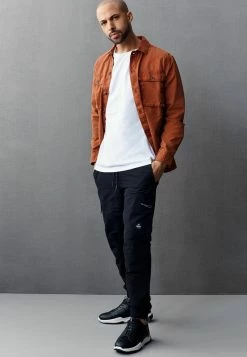 Next Herren LIGHTWEIGHT - Leichte Jacke - Rust Red Twin Pocket