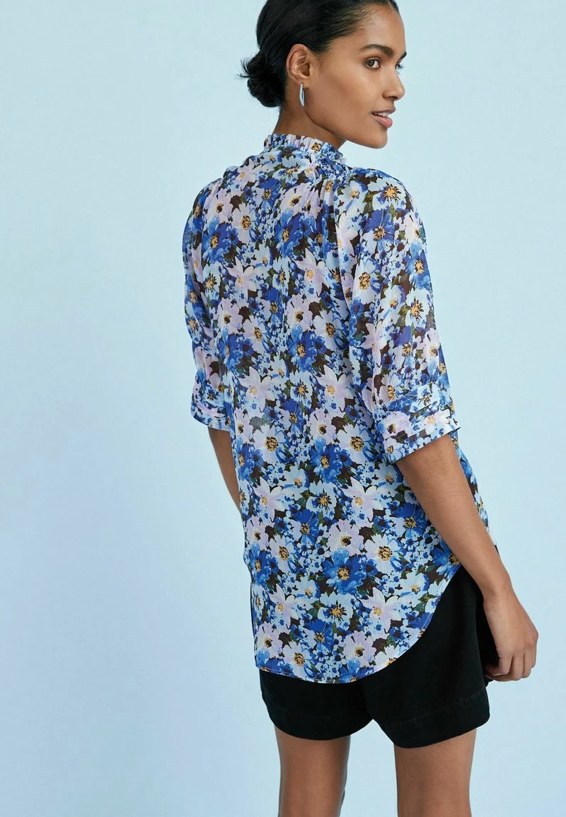 Next Damen HALF SLEEVE V-NECK - Bluse - Blue Floral – Bild 3