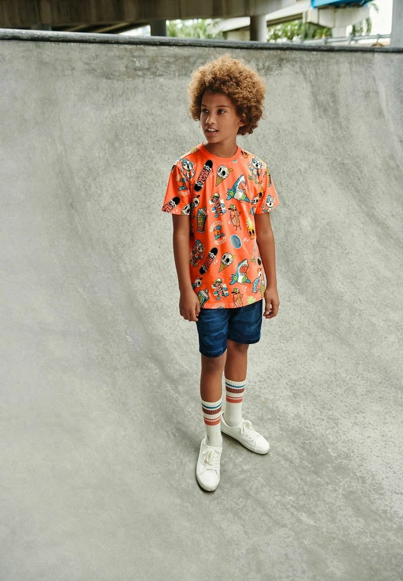Next Kinder SHORT SLEEVE - T-Shirt Print - Coral Orange Summer Shark