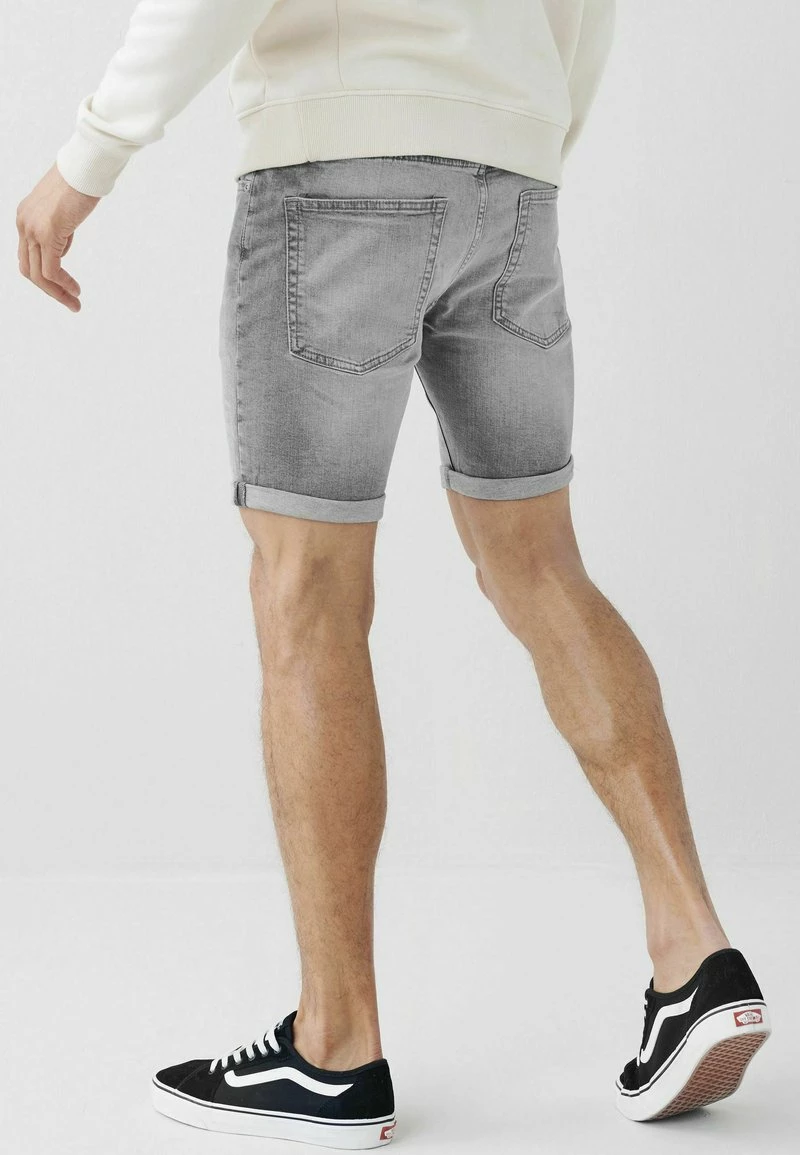 Next Herren GREEN CAST - Jeans Shorts - Grey Mid Wash – Bild 3