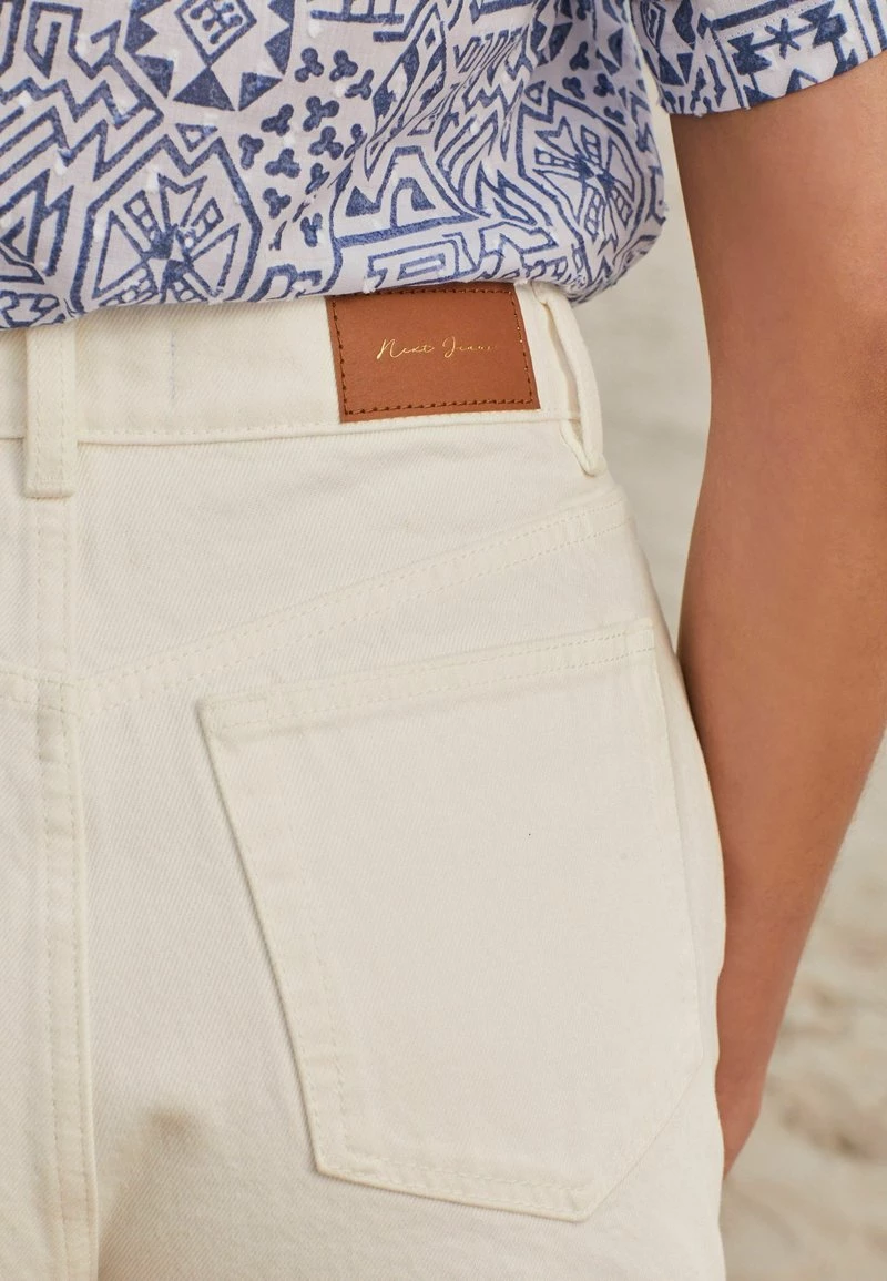 Next Jeans Shorts - White | Damen – Bild 3