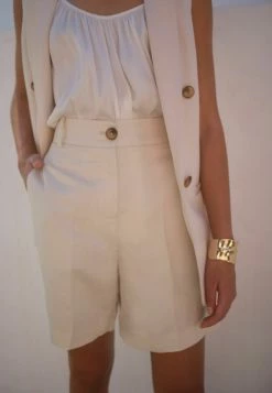 Next Damen PREMIUM BLEND SMART - Shorts - Stone Neutral