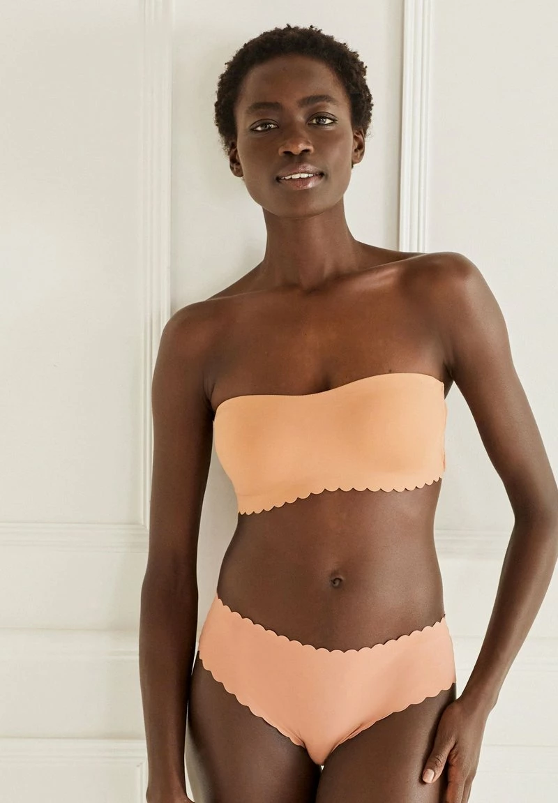 Next Damen SCALLOP STRAPLESS - Trägerloser/variabler BH - Nude