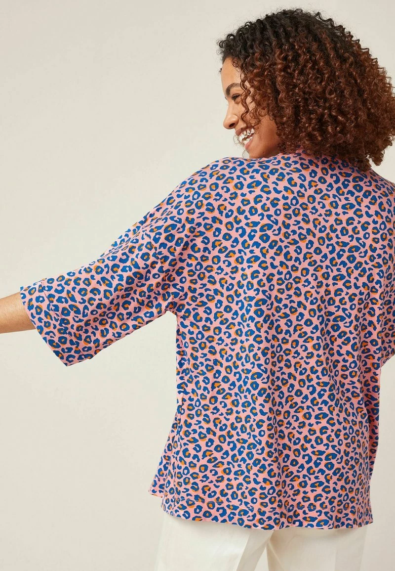 Next Damen Strickjacke - Pink Animal – Bild 3