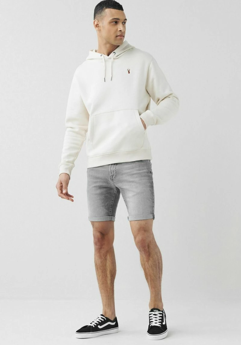 Next Herren GREEN CAST - Jeans Shorts - Grey Mid Wash – Bild 2