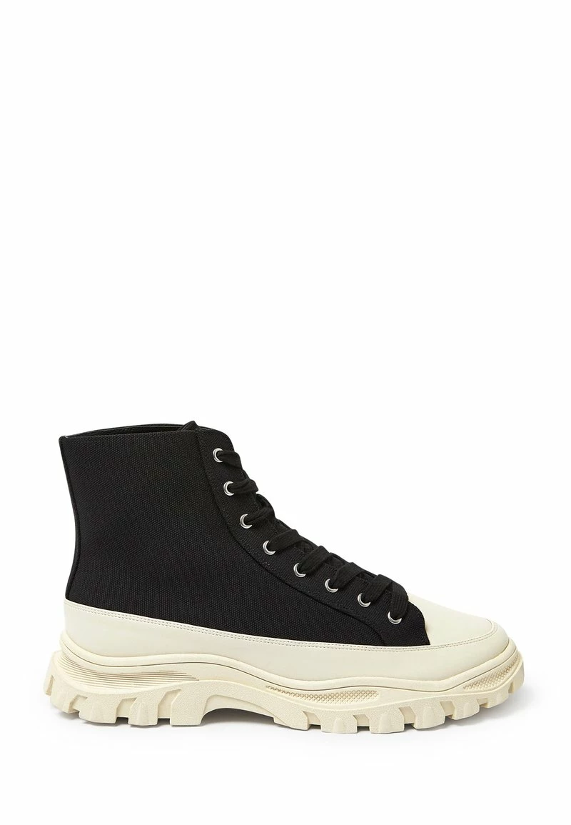Next FOREVER COMFORT CHUNKY SOLE DETAIL - Sneaker High - Black | Damen