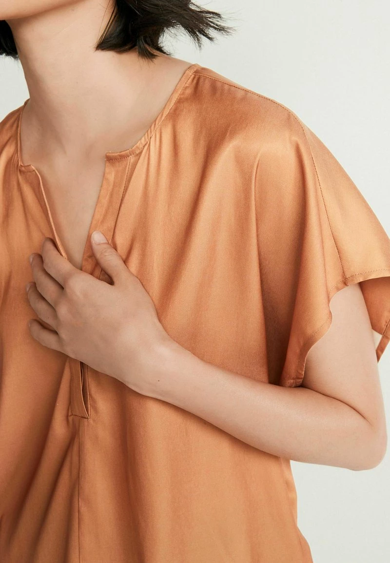 Next Bluse - Camel Brown | Damen – Bild 4