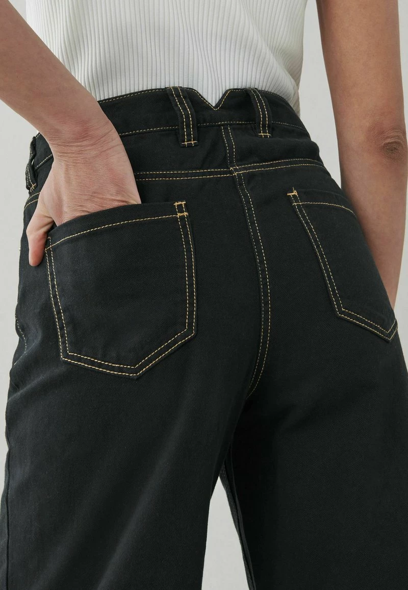 Next Damen Flared Jeans - Black – Bild 4